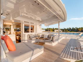 Gay Sailing luxury catamaran yacht
